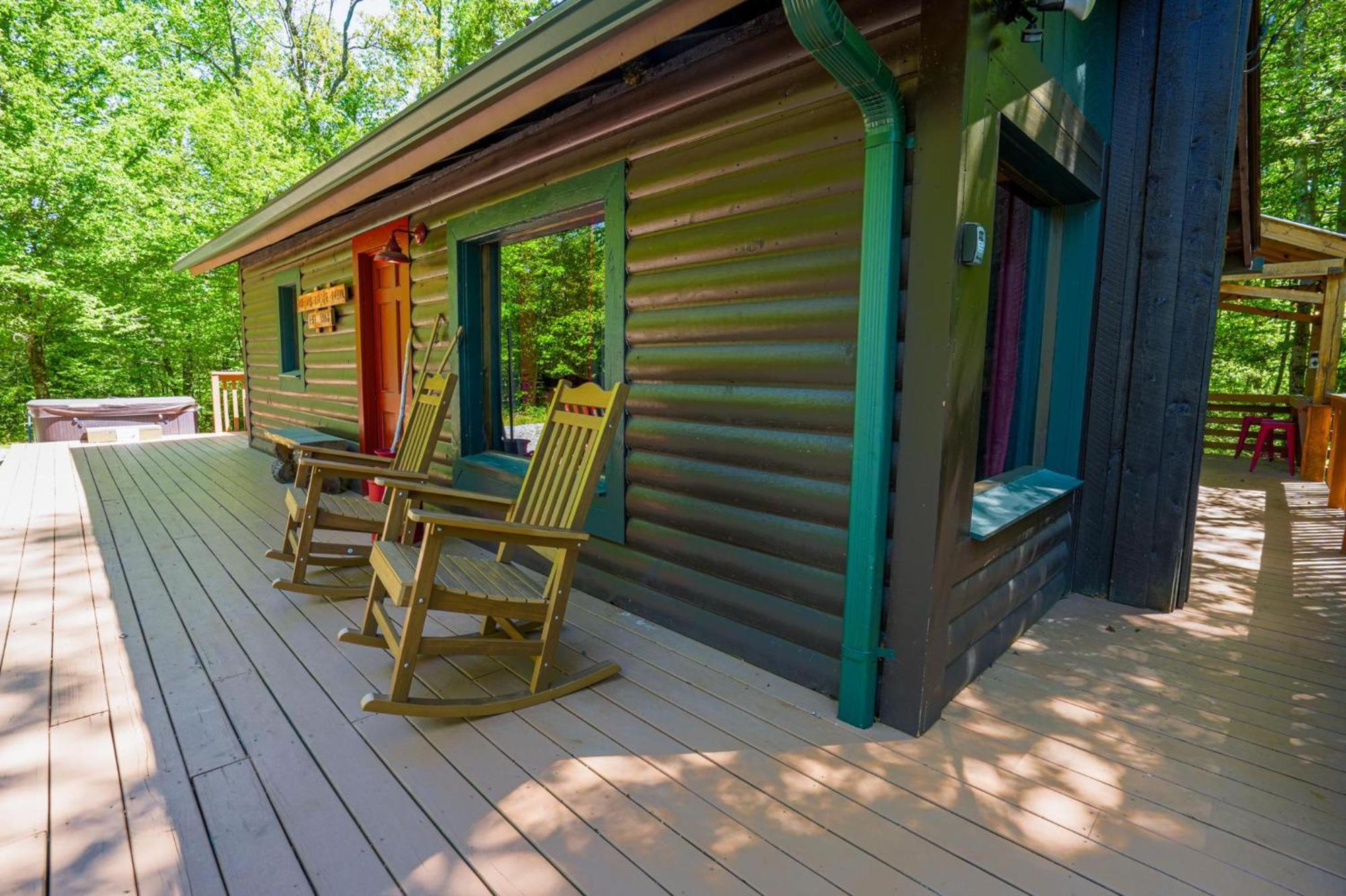 The Big Little Cabin - Hot Tub & Playground Dahlonega Kültér fotó