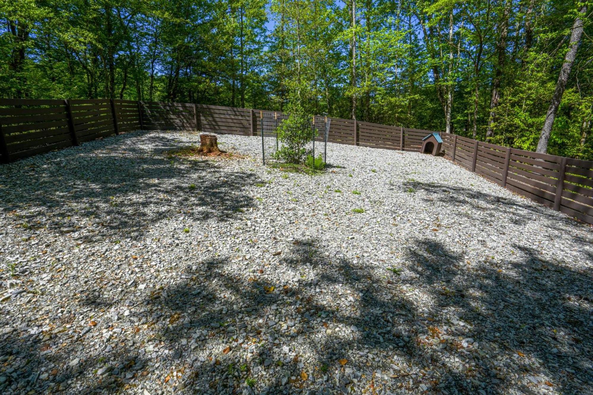 The Big Little Cabin - Hot Tub & Playground Dahlonega Kültér fotó